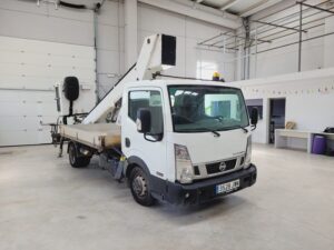 Nissan NT400 cesta 3528JWM