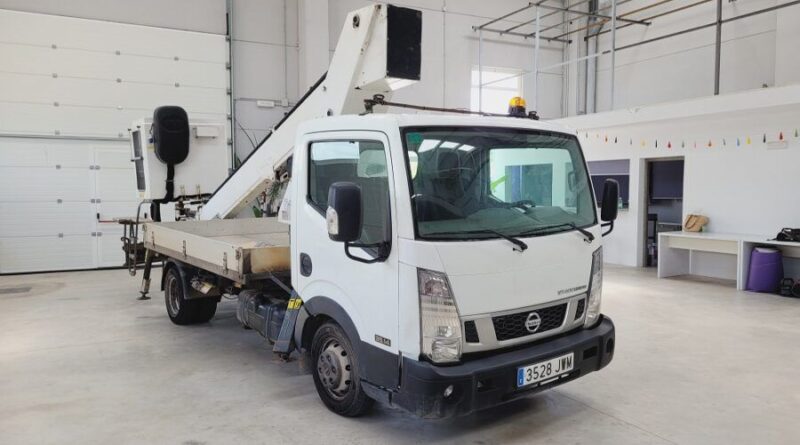 Nissan NT400 cesta 3528JWM
